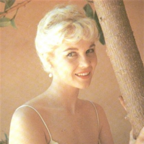 Dorothy Provine