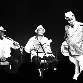 Jair do Cavaquinho