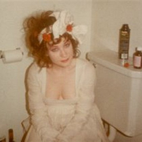 Ann Magnuson
