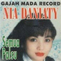 Album Antara Hujan Dan Cinta de Nia Daniaty